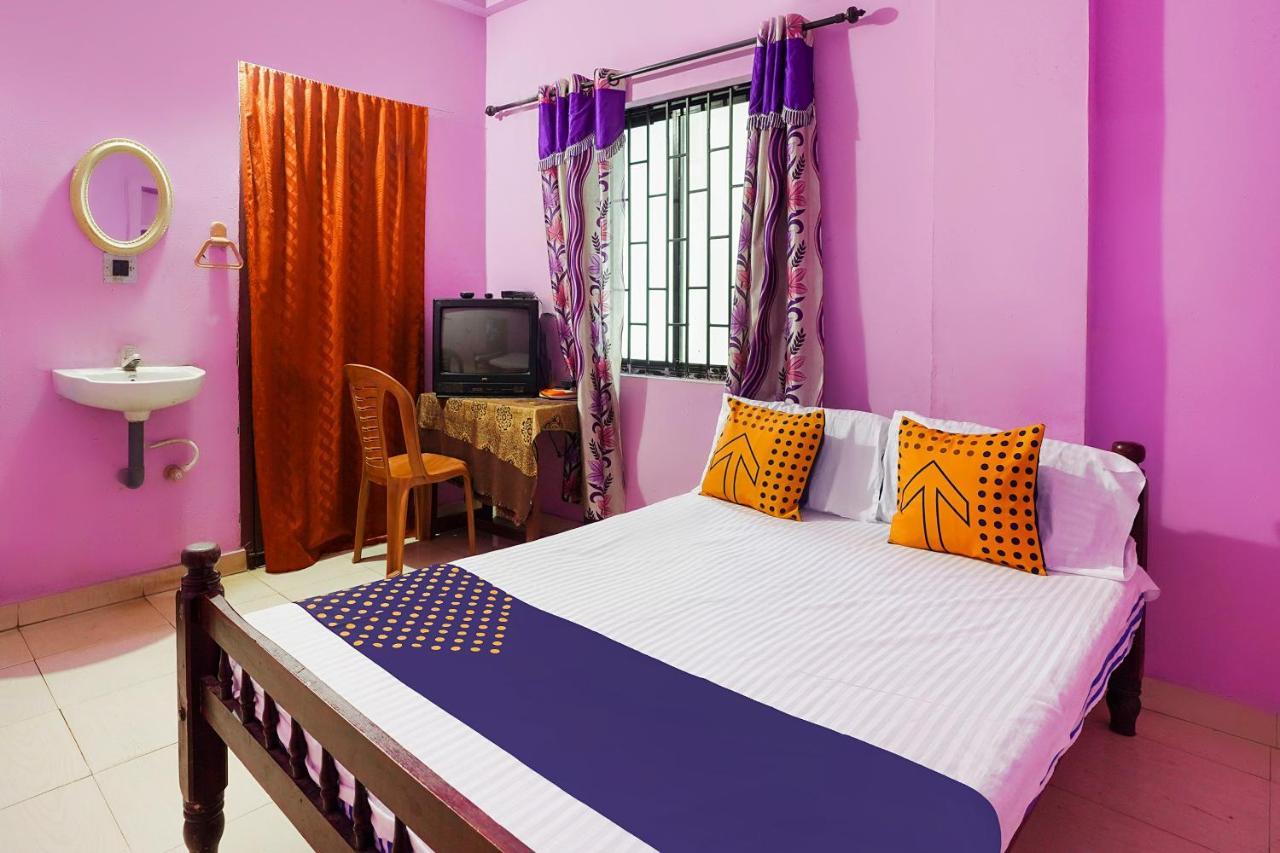 สปอต ออน 66098 โรฮินี เรซิเดนซี Hotel Edayur ภายนอก รูปภาพ