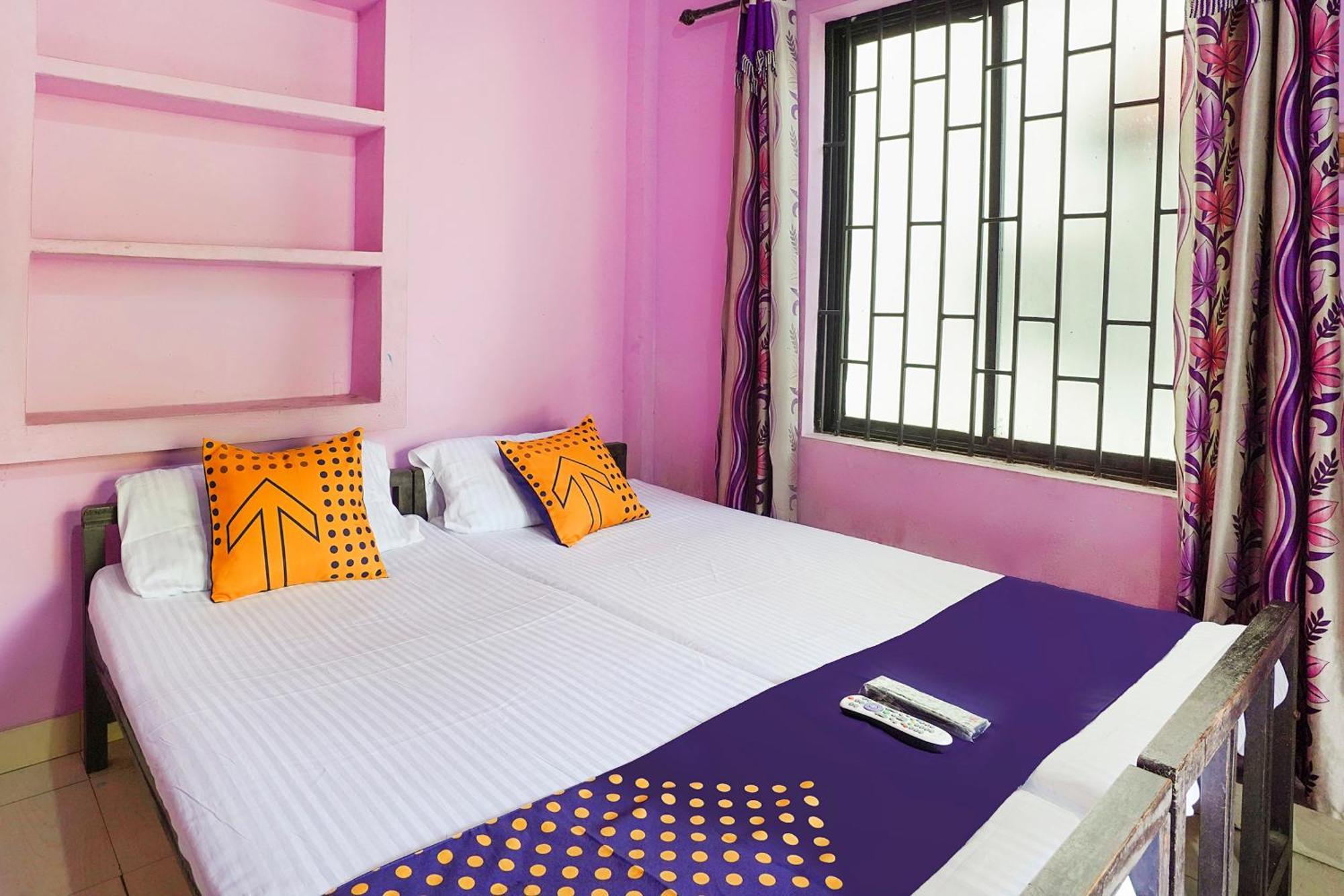 สปอต ออน 66098 โรฮินี เรซิเดนซี Hotel Edayur ภายนอก รูปภาพ